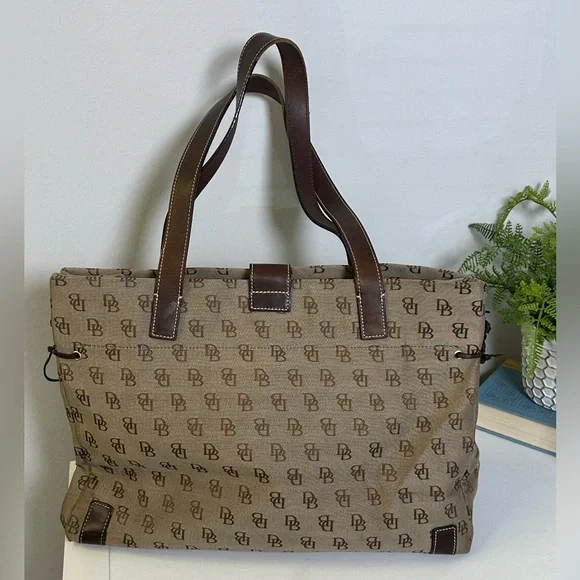 Vintage Dooney & Bourke Anniversary Signature Medium Tote with Leather Trim - Picture 9 of 16